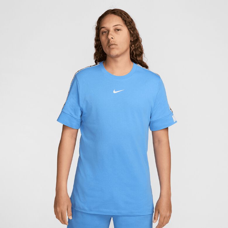 NIKE Sportswear Repeat Tee