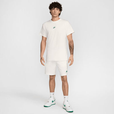 NIKE Sportswear Club Short Sleeve Tee